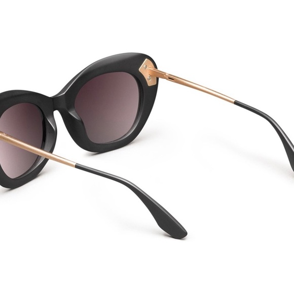 IVI Faye Sunglasses NWOT - Picture 3 of 10